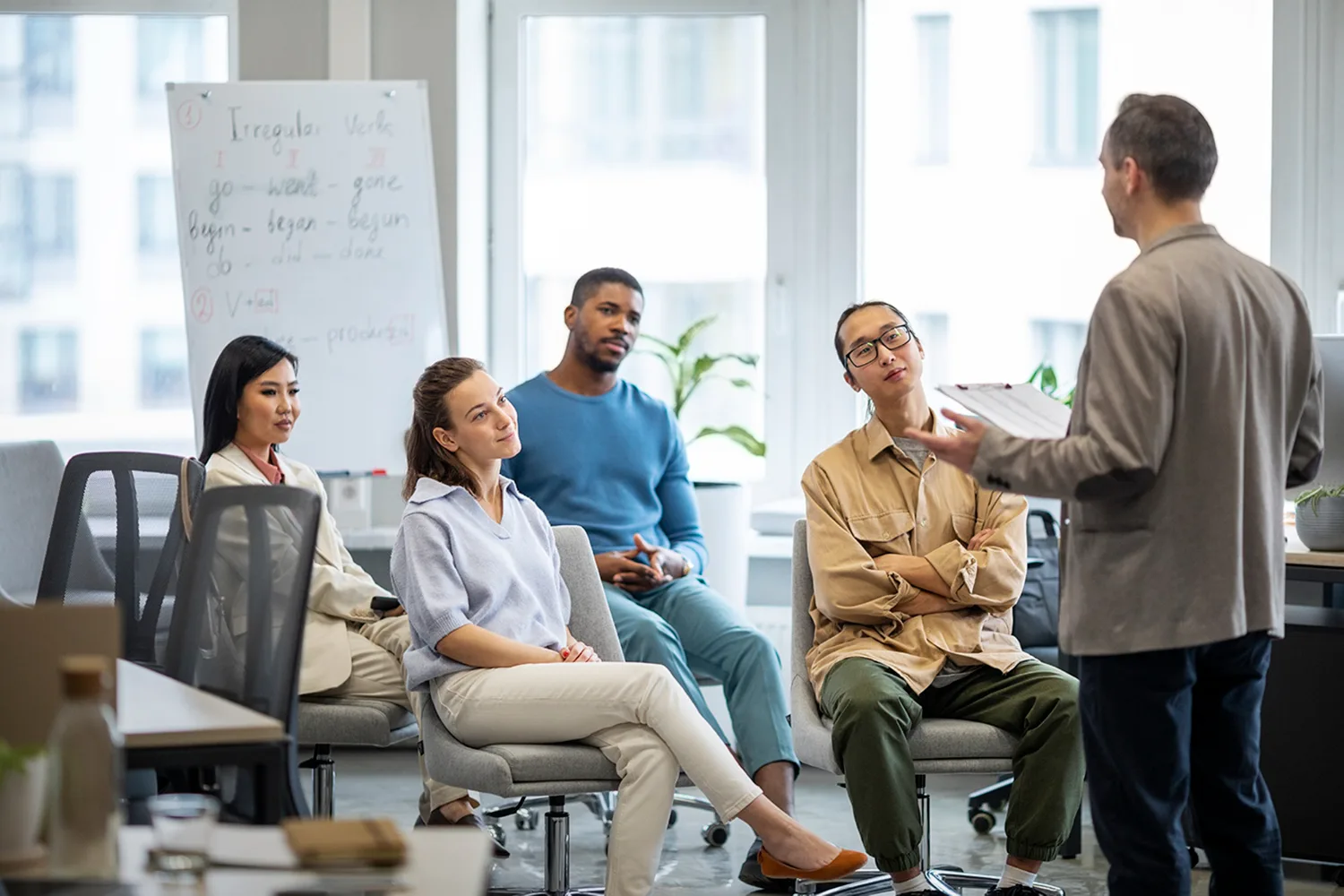 Corporate Training: The Ultimate Guide to Programs, Software & ROI