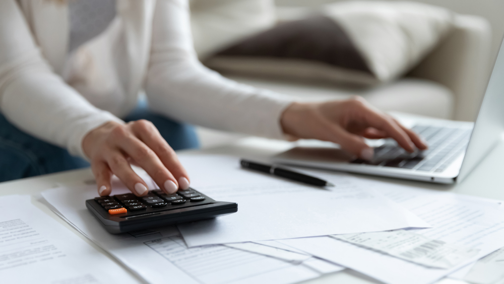 تطبيق المعايير المحاسبية الدولية للقطاع العام (IPSAS): خطوات وإجراءات للتحول الفعّال
